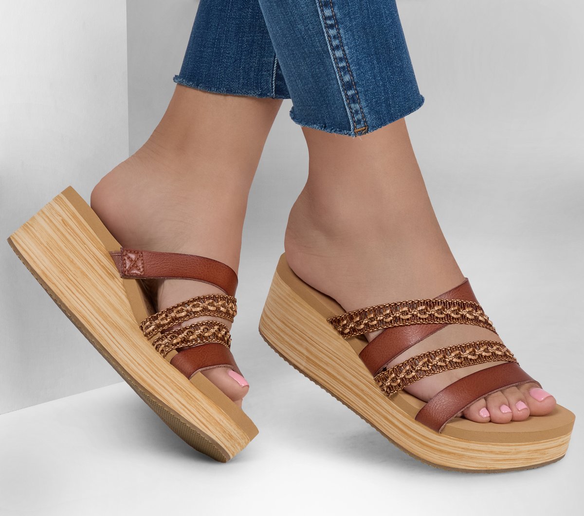 Summers / Skechers Women