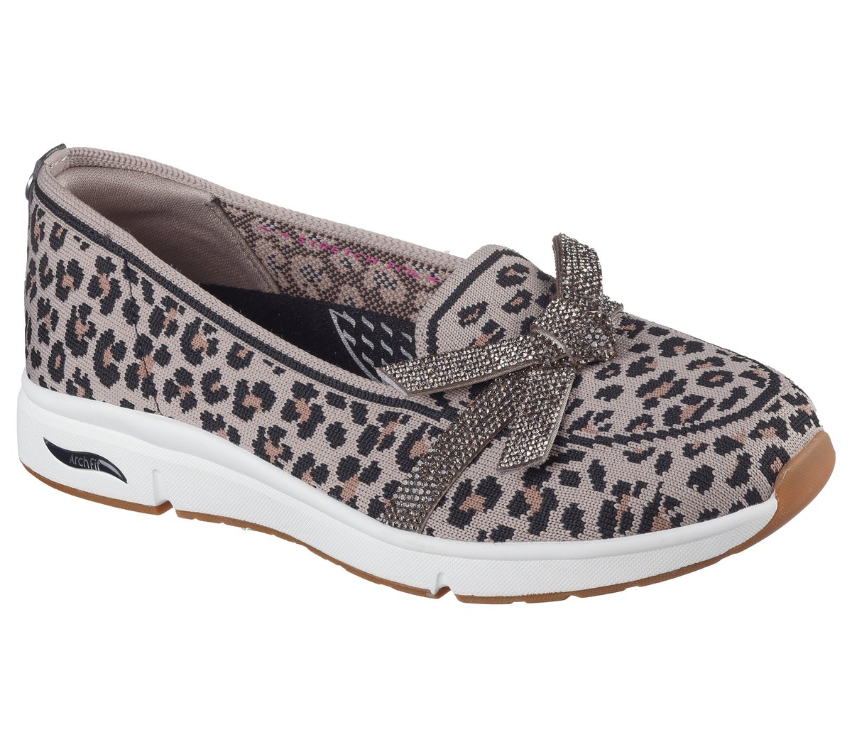 Martha Stewart: Arch Fit Living / Skechers Women