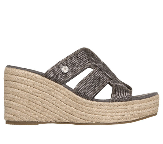 Martha Stewart:Iris - Unstoppable / Skechers Women|New Arrivals
