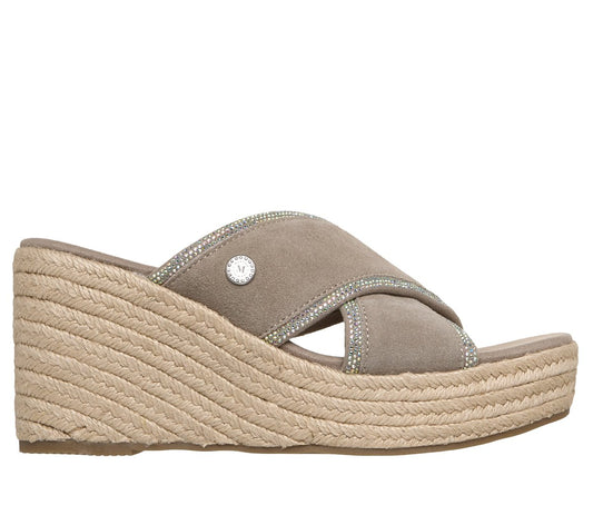 Martha Stewart: Iris - Elegant / Skechers Women|New Arrivals