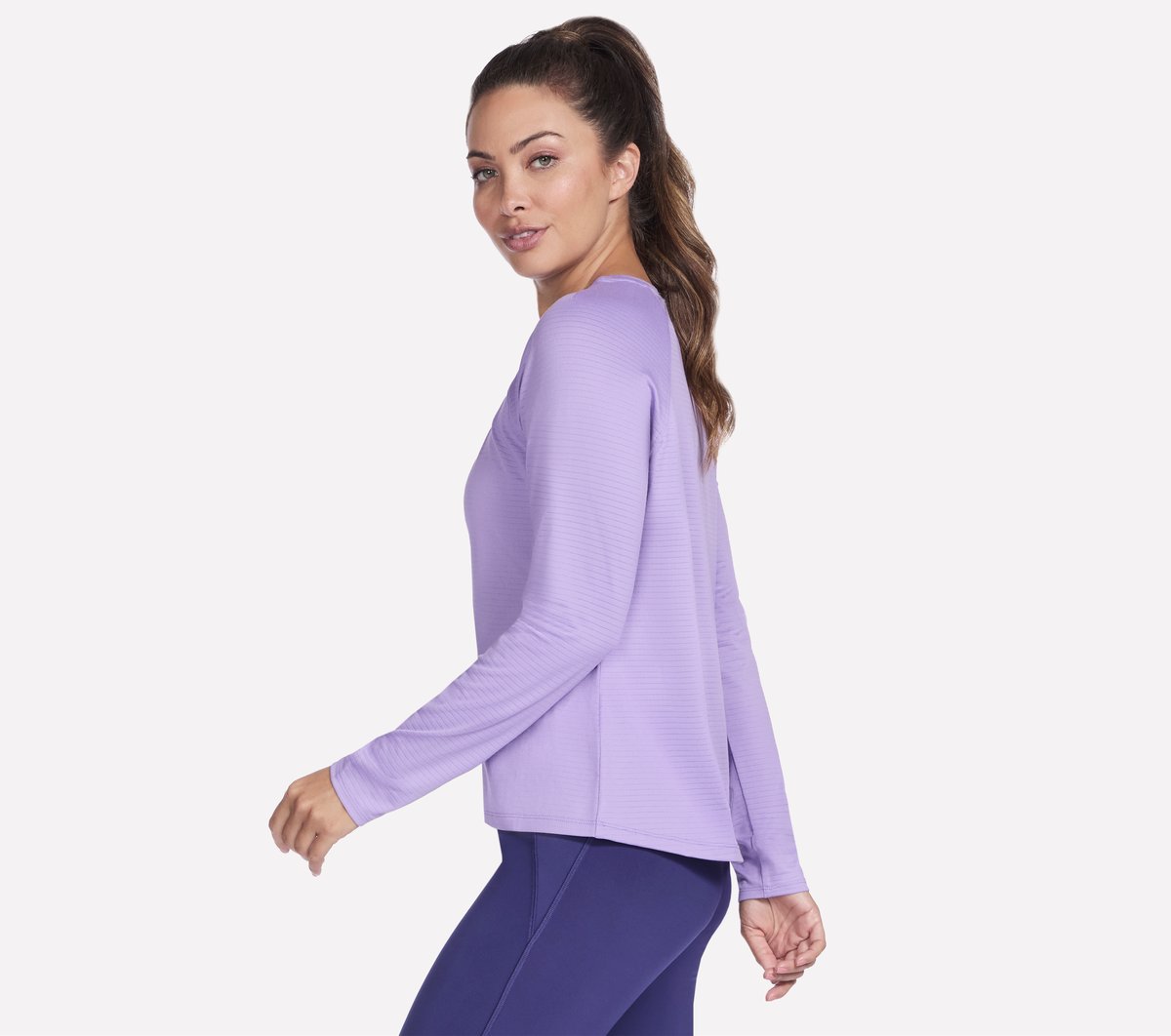 GO DRI Stride Long Sleeve Crew / Skechers Women