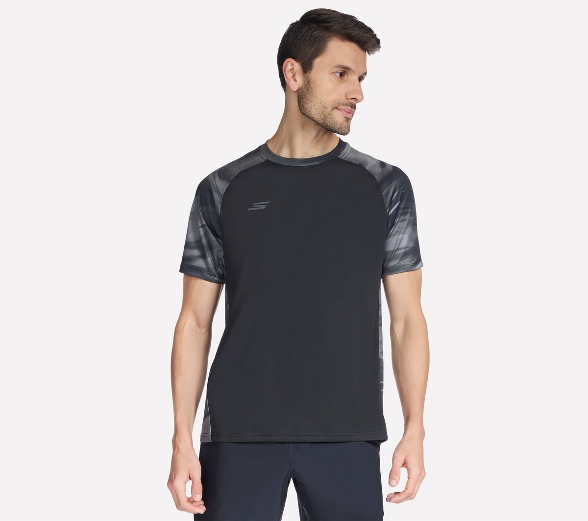 Harry Kane GO DRI Charge Drift Tee / Skechers Men
