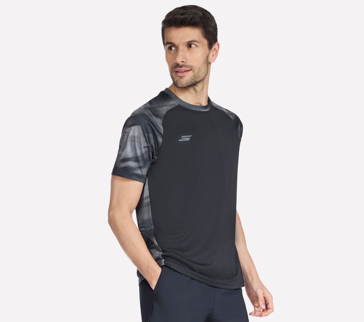 Harry Kane GO DRI Charge Drift Tee / Skechers Men