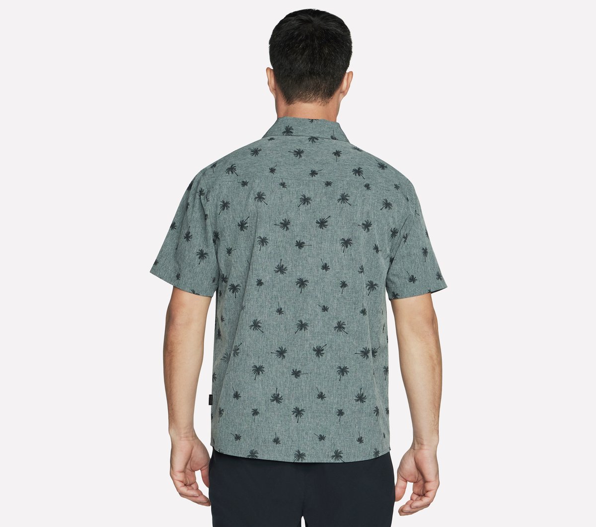 The GO WALK Air Printed Short Sleeve Shirt / Skechers Men