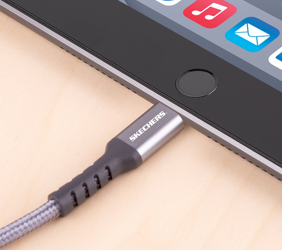 Lightning to USB-C Charging Cable / Skechers Clothing