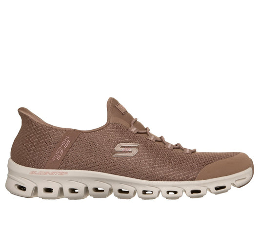 Slip-ins: Glide-Step - Pursuit / Skechers New Arrivals